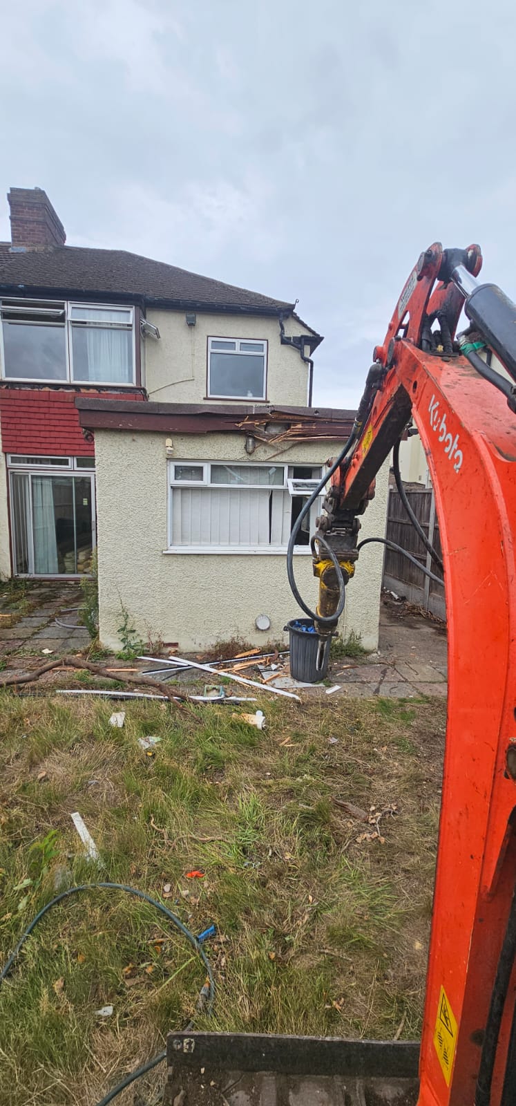 Demolition & Concrete Breaking